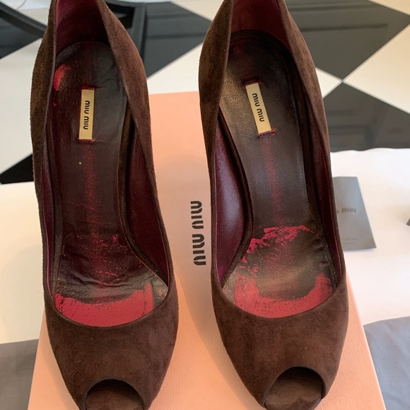Brown suede Miu Miu Heels - Picture 4 of 8